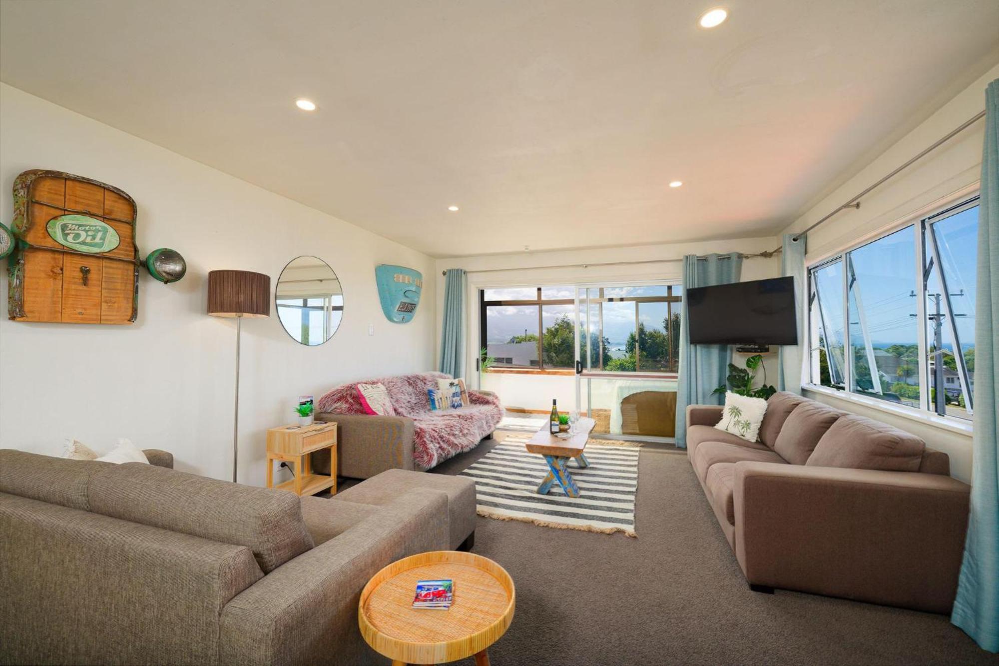 Five Palms Villa Kaikoura Exterior photo