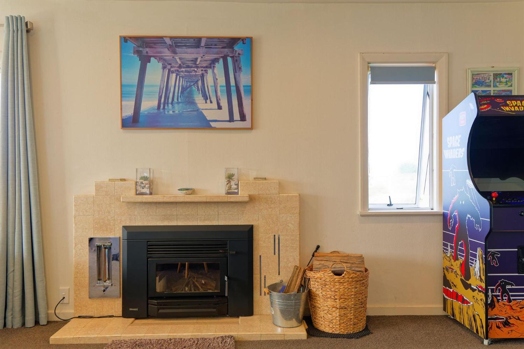 Five Palms Villa Kaikoura Exterior photo